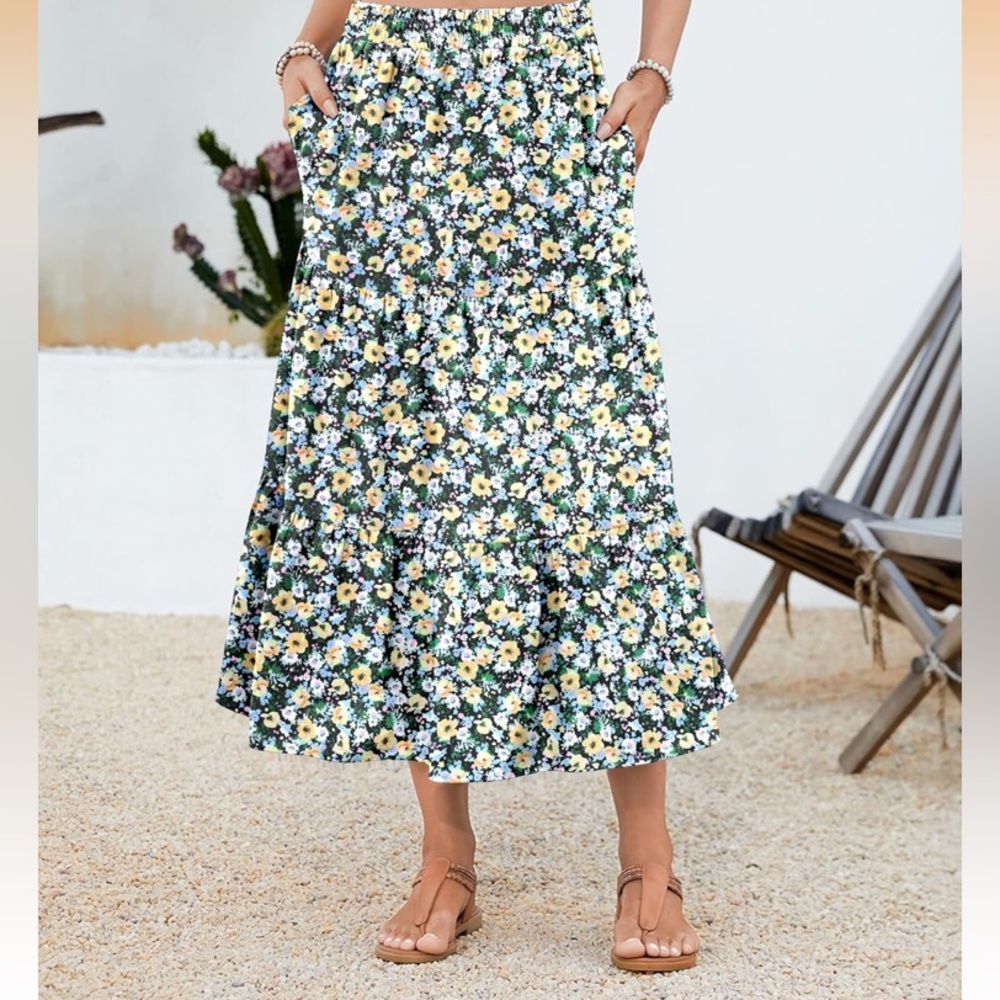 Floral Print Tiered Skirt - Green and White